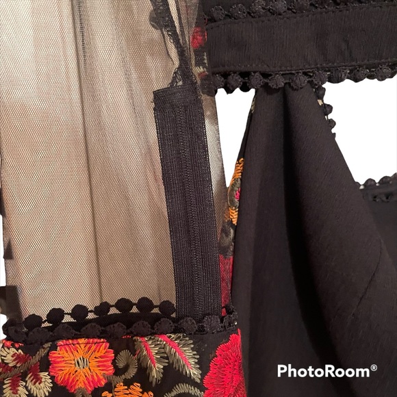 Two Piece Set - Picture 3 of 5